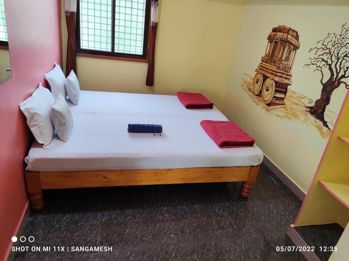 Vaibhav Home Stay Hampi Exterior foto