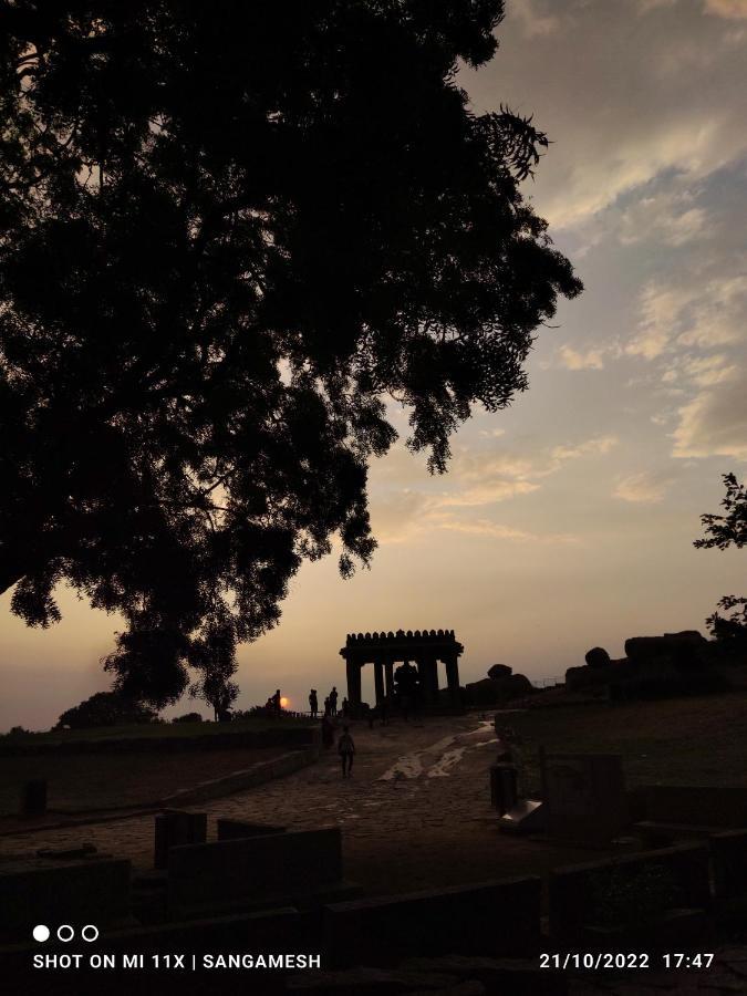 Vaibhav Home Stay Hampi Exterior foto